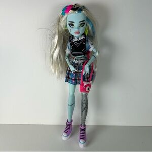 Monster High Frankie Stein Doll With Outfit And  Some Accessories Loose Doll
